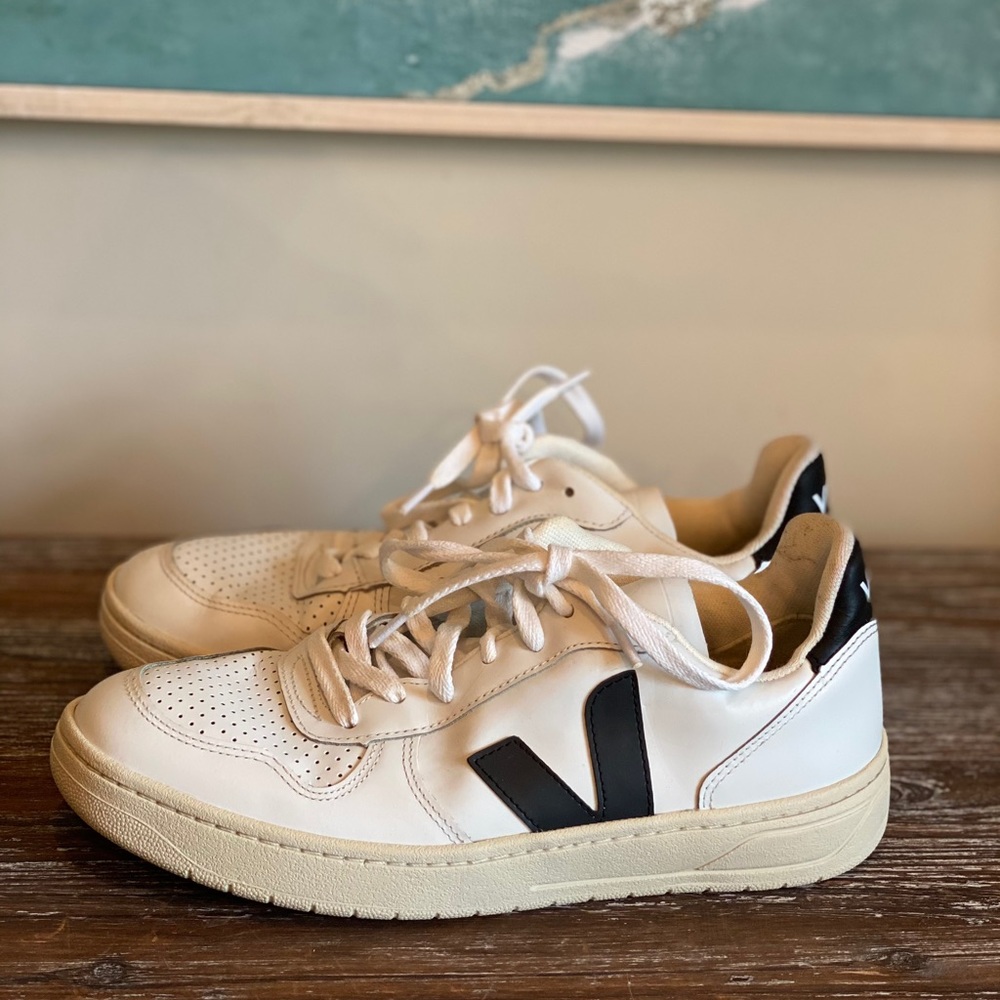 Veja Sneakers
